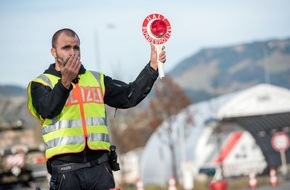 Bundespolizeidirektion München: Bundespolizeidirektion München: Acht Italiener an Einreise gehindert / Bundespolizei verweigert mehreren Männern bei Grenzkontrollen die Einreise