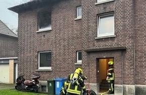 Feuerwehr Oberhausen: FW-OB: Ausgedehnter Zimmerbrand
