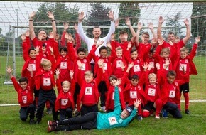 Kaufland: Sportliches Engagement: Kaufland fördert Fußballjugend in Itzehoe