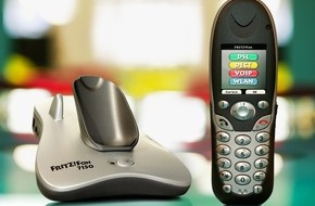 AVM GmbH: AVM FRITZ!Fon - die erste FRITZ!Box mit Telefon