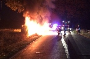 Freiwillige Feuerwehr Lügde: FW Lügde: Dienstag, 25 Oktober 2016, 7:22 Uhr, Höxter Stra0e zwischen Elbrinxen und Lügde, Bereich Blankenburg.