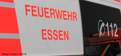 Feuerwehr Essen: FW-E: Verleihung von Feuerwehr-Ehrenzeichen, Presseeinladung, Fototermin