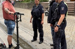 Kreispolizeibeh&ouml;rde H&ouml;xter: POL-HX: Schwerpunktkontrollen bei E-Scootern und Fahrr&auml;dern zeigen Wirkung / Weitere Kontrollen zum europaweiten "Tag ohne Verkehrstote" am 17. September