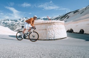 ABUS Gruppe: Unter des Bikers Weihnachtsbaum: purer Style und cleverer Schutz