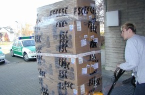Polizei Rhein-Erft-Kreis: POL-BM: Erftkreis Neue Computer für die Erftkreispolizei / Foto