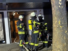 FW Hennef: B 3 - Feuer in Werkstatt eines Juweliers