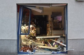Polizei Aachen: POL-AC: Nach Blitzeinbruch in Geschäft: Polizei nimmt zwei Tatverdächtige fest