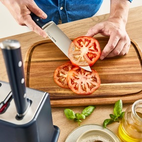 Tefal stellt seinen ersten selbstschärfenden Messerblock EverSharp vor