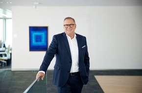 Debeka Versicherungsgruppe: Warum Kundenservice im Wettbewerb den Unterschied macht: Debeka in zwei unabh&auml;ngigen Analysen vorn