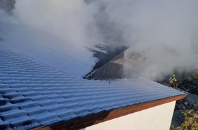 Feuerwehr Velbert: FW-Velbert: Wohnungsbrand auf der Bökenbuschstraße
