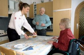 Johanniter Unfall Hilfe e.V.: Pflegethema Senioren in Bildern / Johanniter Unfall-Hilfe bietet honorarfreies Fotomaterial für Journalisten