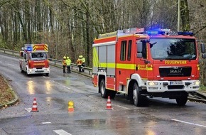 Feuerwehr Heiligenhaus: FW-Heiligenhaus: Fünf Einsätze am Freitag für die Feuerwehr Heiligenhaus