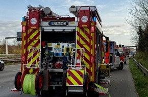 Feuerwehr Ratingen: FW Ratingen: Verkehrsunfall mit eingeklemmter Person auf der BAB 3