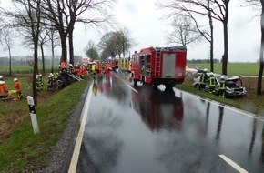 Polizeiinspektion Cuxhaven: POL-CUX: Landkreis Cuxhaven; Geestland/ OT Meckelstedt
 - Unfall mit vier leichtverletzten Personen