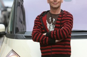 Kabel Eins: Thomas Hackenberg macht Überstunden: Das "Quiz Taxi" fährt ab 4. Februar 2007 auch sonntags bei kabel eins!