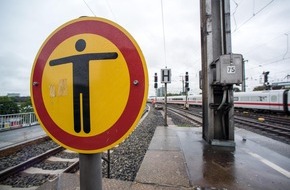 Bundespolizeidirektion Sankt Augustin: BPOL NRW: Bundespolizei ermittelt nach Gleisüberschreitung im Kölner Hauptbahnhof