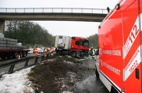 Feuerwehr Essen: FW-E: Verkehrsunfall auf der A 52