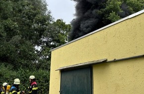 Feuerwehr München: FW-M: Rauchschwaden über Grundschule (Neuperlach)