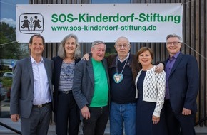 SOS-Kinderdorf-Stiftung: Die SOS-Kinderdorf-Stiftung feiert Jubiläum - In 20 Jahren um das 200-fache gewachsen