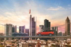 JAGUAR Land Rover Schweiz AG: IAA Gipfeltreffen über den Dächern von Frankfurt mit den neuen Modellen von Jaguar und Land Rover (BILD)