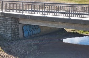 Polizeidirektion Trier: POL-PDTR: Graffiti an Dhronbrücke K 80/ Rapperath