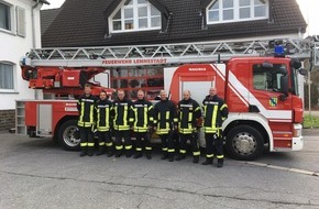 Feuerwehr Lennestadt: FW-OE: 6 neue Drehleitermaschinisten bei der Feuerwehr Lennestadt