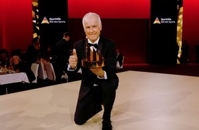 Sporthilfe: "Fast mehr wert als mein Olympiasieg": Fritz Fischer erh&auml;lt Goldene Sportpyramide - Preisgeld unterst&uuml;tzt Biathlon-Nachwuchs