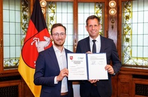 Proxima Fusion: Niedersachsen soll Standort f&uuml;r Europas n&auml;chste Schl&uuml;sseltechnologie werden: Proxima Fusion plant industrielle HTS-Band-Produktion