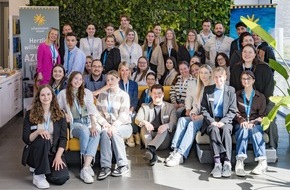 schauinsland-reisen gmbh: „Urlaub in besten Händen“ beginnt mit starker Ausbildung