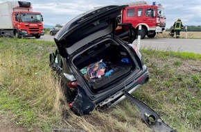 Polizeidirektion Neustadt/Weinstraße: POL-PDNW: Im Graben gelandet...