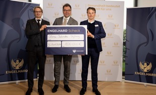Engelhard: Engelhard spendet 100.000 Euro an die Ukraine / Ukrainischer Botschafter vor Ort in Niederdorfelden