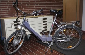 Kreispolizeibehörde Höxter: POL-HX: Pedelec im Fahrradständer zurückgelassen
