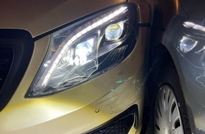 Polizei Hagen: POL-HA: Wendemanöver führt zu Unfall und einem verletzten Autofahrer