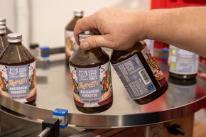 Pressemitteilung // J.Kinski: Hersteller von Brühen, Gewürzen, Saucen und Toppings in Bio-Qualität auf Investorensuche für Expansion