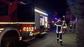 Feuerwehr Gelsenkirchen: FW-GE: Ausgelöste Heimrauchmelder verhindern größeren Schaden in Gelsenkirchen Buer. / Angebranntes Essen sorgt für Feuerwehreinsatz am Silvestermorgen.