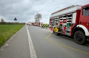 Freiwillige Feuerwehr H&uuml;nxe: FW H&uuml;nxe: Verkehrsunfall auf der Berger Stra&szlig;e