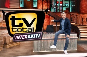 ProSieben: Total live. Total interaktiv. Total geil. "TV total Interaktiv" startet am Mittwoch auf ProSieben und auf Joyn