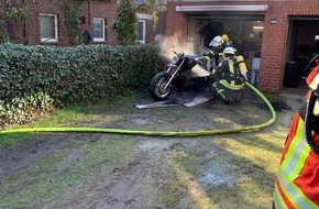 Freiwillige Feuerwehr Werne: FW-WRN: FEUER_2 - LZ1 - brennt Motorrad