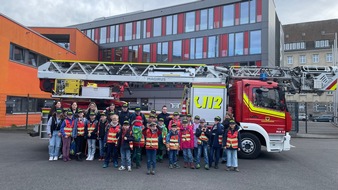 Feuerwehr Kirchhundem : FW-OE: Die "Kleinen" bei den "Großen"