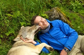 ZDF: Wie das Leben lieben lernte /  Für ZDF-"Faszination Erde" folgt Dirk Steffens der Liebe um die Welt (FOTO)