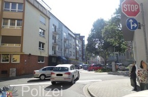 Polizeipräsidium Westpfalz: POL-PPWP: Innenstadt-Nicht aufgepasst und gekracht...