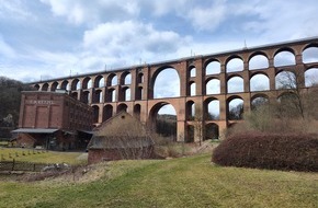 Fahrgastverband PRO BAHN e. V.: Fahrgastverband PRO BAHN fordert: Elektrifizierungsl&uuml;cken schlie&szlig;en &ndash; Franken-Sachsen-Magistrale jetzt voranbringen!