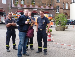 FW-AR: Städtetour der Arnsberger Jugendfeuerwehr führte nach Düsseldorf