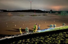 Freiwillige Feuerwehr Alpen: FW Alpen: Überörtliche Hilfeleistung in Oberhausen