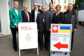 Einrichtungen mit christlichem Profil - Erzbischof Dr. Udo Markus Bentz besucht in Dortmund Caritas, St. Paulus Gesellschaft, das Institut für christliche Organisationskultur und spricht am Abend im Mallinckrodt-Gymnasium