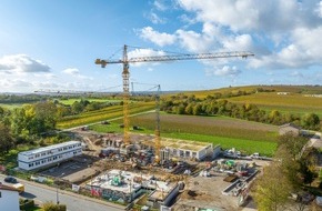 Carestone Group GmbH: Grundsteinlegung: Carestone-Projekt in Mommenheim nimmt Formen an