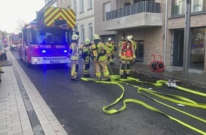 Feuerwehr Grevenbroich: FW Grevenbroich: Warnmelder lösten aus: Zwei Einsätze für die Grevenbroicher Feuerwehr am zweiten Advent