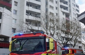 Feuerwehr Ratingen: FW Ratingen: Rauchentwicklung im Hochhaus und Brandmeldeanlage!