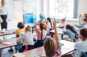 CooperVision: Augen auf zum Schulstart / Warum gutes Sehen in der Schule so entscheidend ist