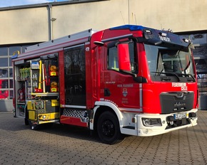 FW Celle: Neues L&ouml;schgruppenfahrzeug f&uuml;r die Ortsfeuerwehr Bostel